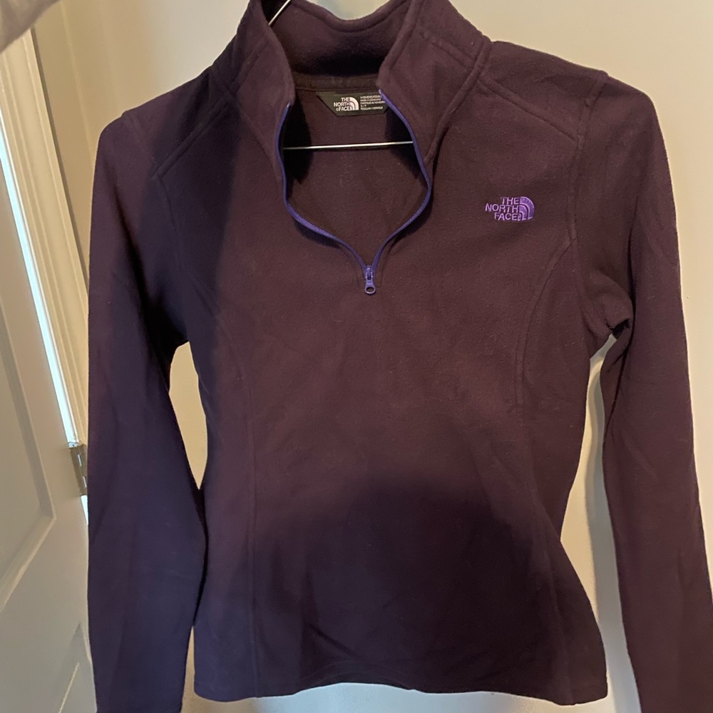The North Face 1/4 zip fleece